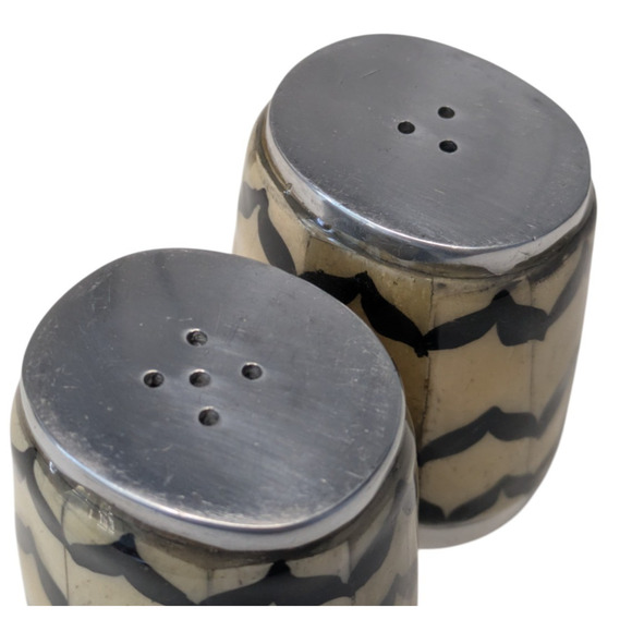 Williams Sonoma Chevron Bone Salt and Pepper Shakers Black Beige - Picture 4 of 11